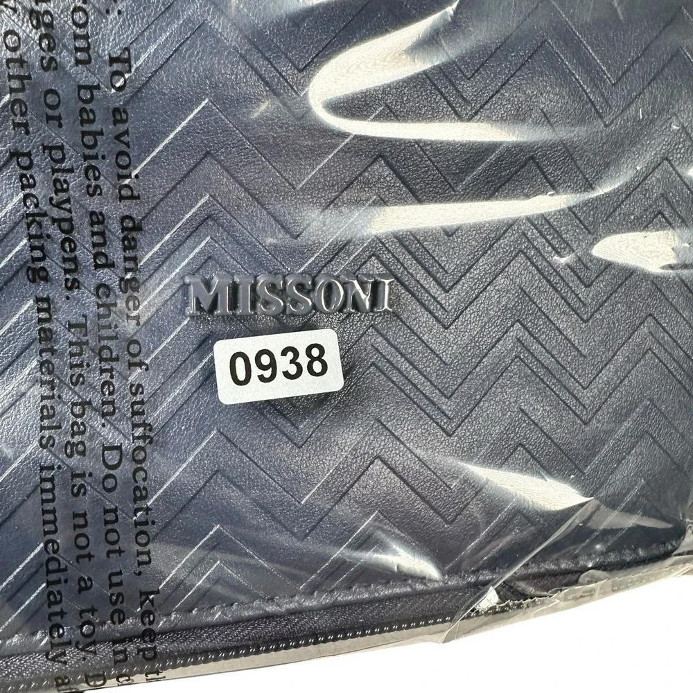 Delta One Missoni Amenity Kit Lot 2 Navy Travel Case First Class 1 Sealed 1 Open